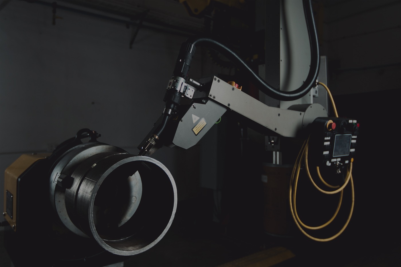 Novarc’s collaborative welding robot for accurate and cost-efficient 1G pipe welding