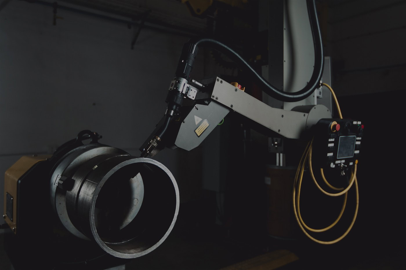 Novarc’s collaborative welding robot for accurate and cost-efficient 1G pipe welding